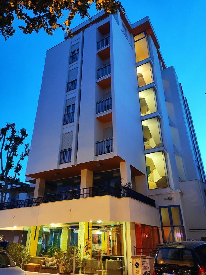 Hotel Senior Cattolica Eksteriør bilde